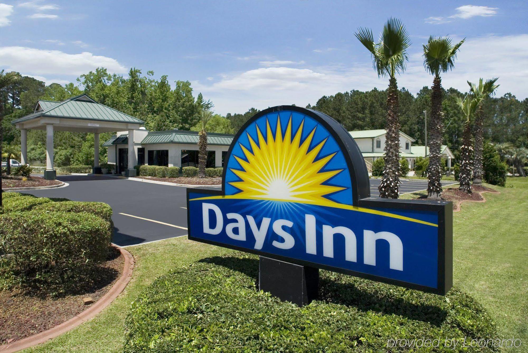 Days Inn By Wyndham Richmond Hill/Savannah Exteriör bild