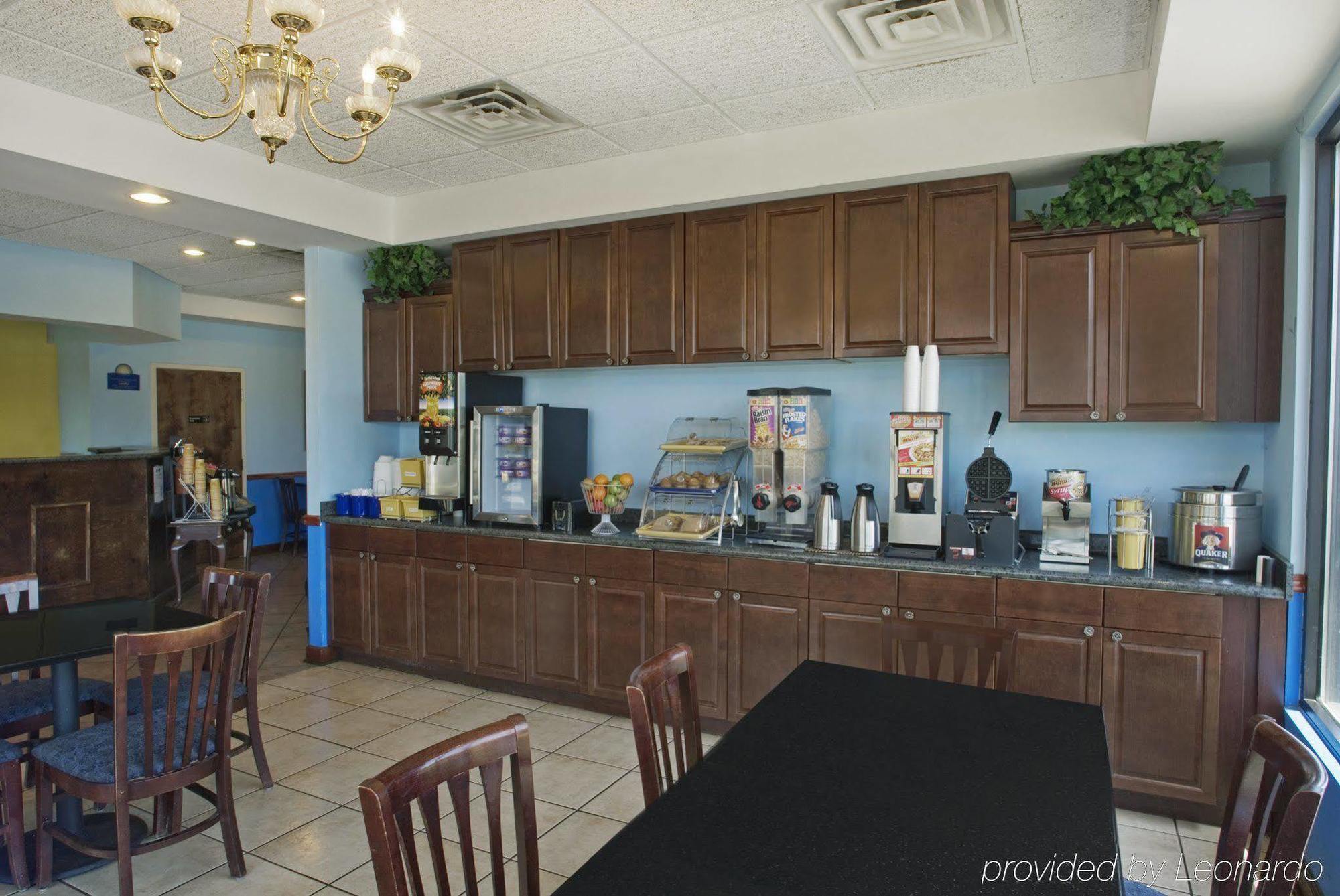 Days Inn By Wyndham Richmond Hill/Savannah Exteriör bild
