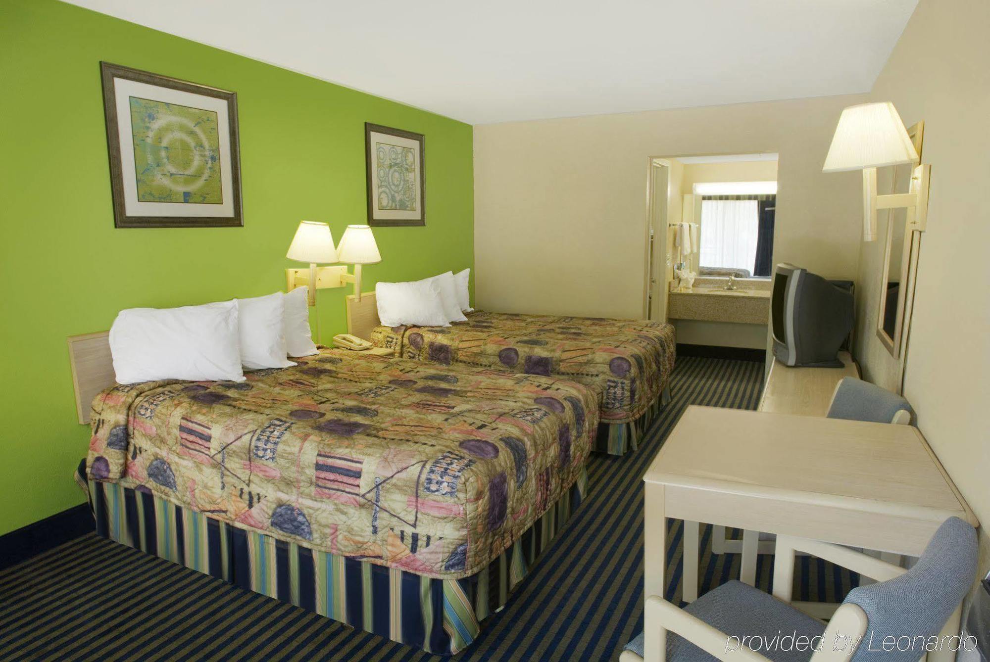Days Inn By Wyndham Richmond Hill/Savannah Exteriör bild